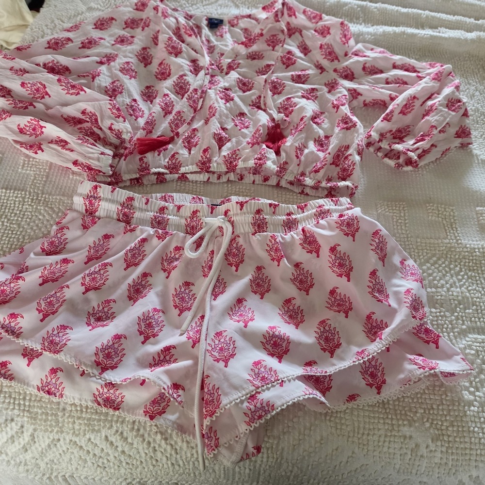 Roller Rabbit Shorts Set Women M Pink Floral Print Tassel Resortwear Vacation